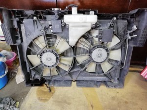 Диффузор вентиляторов радиатора в сборе Мазда СХ7, МПС 2,3 турбо бу оригинал L33L15025C